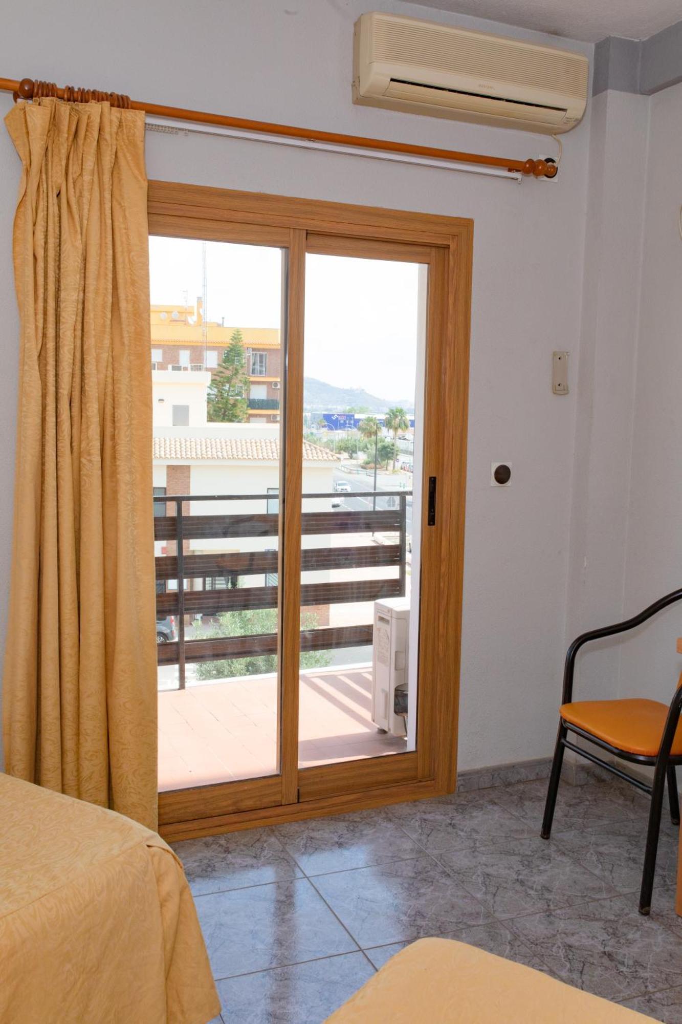 Hostal Virginia 파바레타 외부 사진