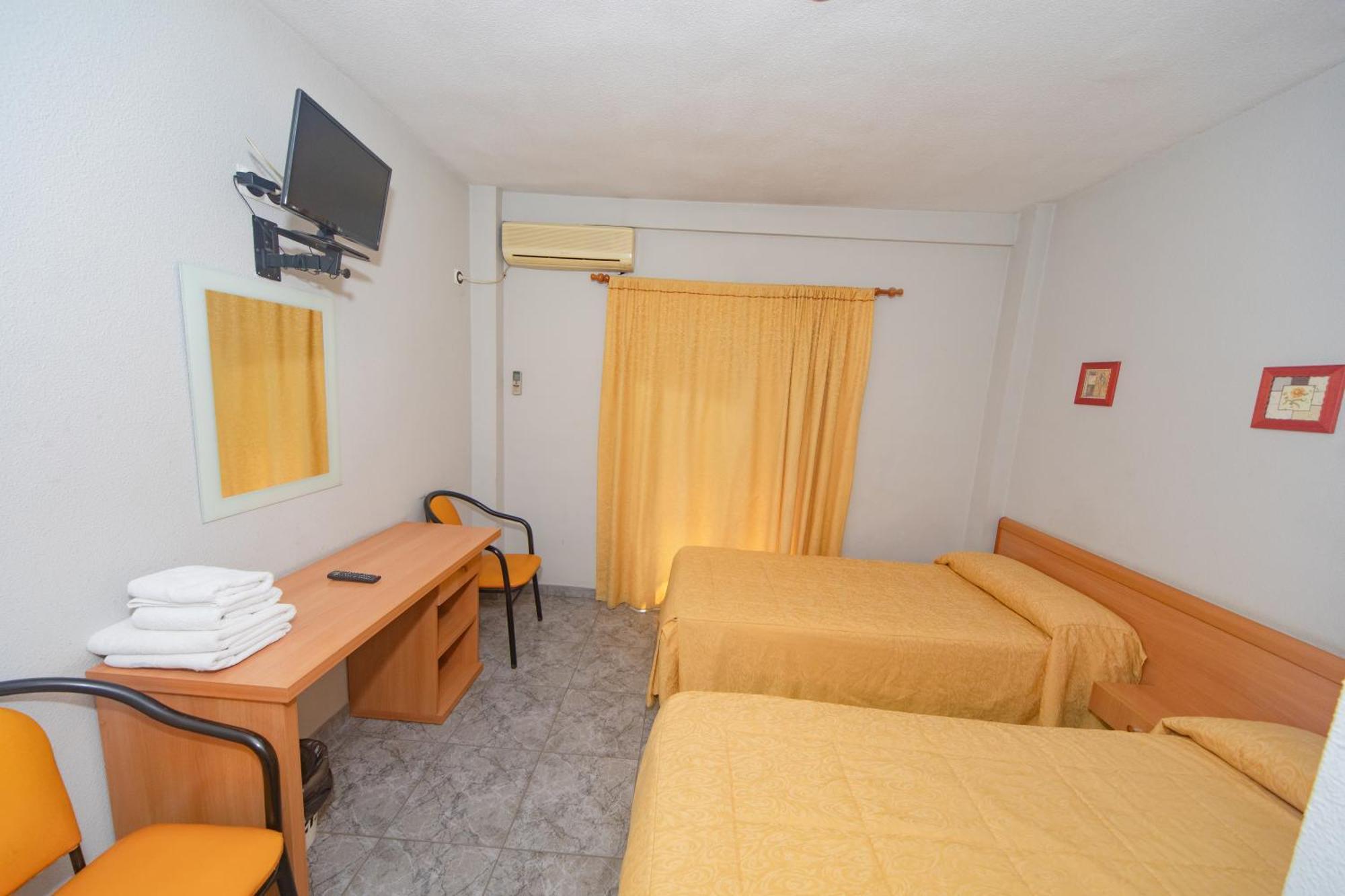 Hostal Virginia 파바레타 외부 사진